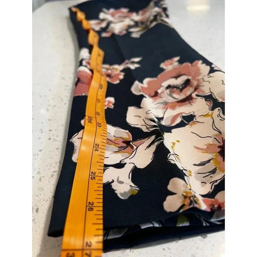 Cynthia Crowley size 8 floral ankle length pants - Picture 5 of 8